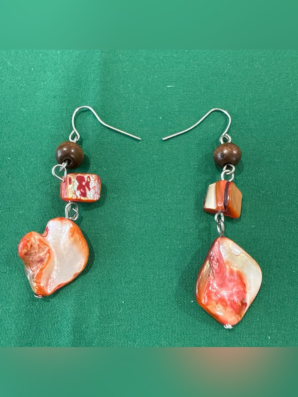 Multi tones Polished Stone/ Agate Pieces & Dark Brown Bead Earrings 86F